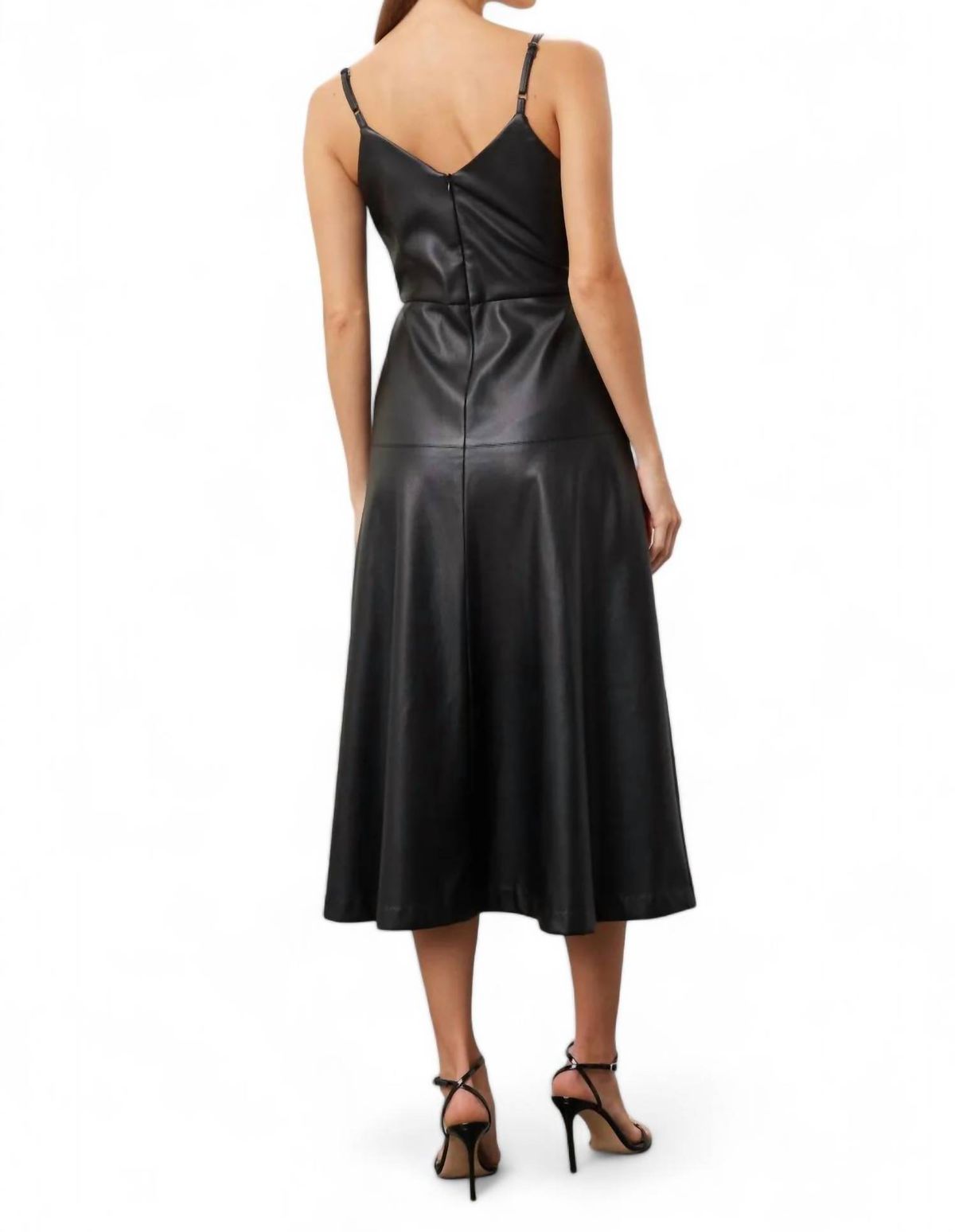 Style 1-2519359119-892 Fifteen Twenty Size M Black Cocktail Dress on Queenly