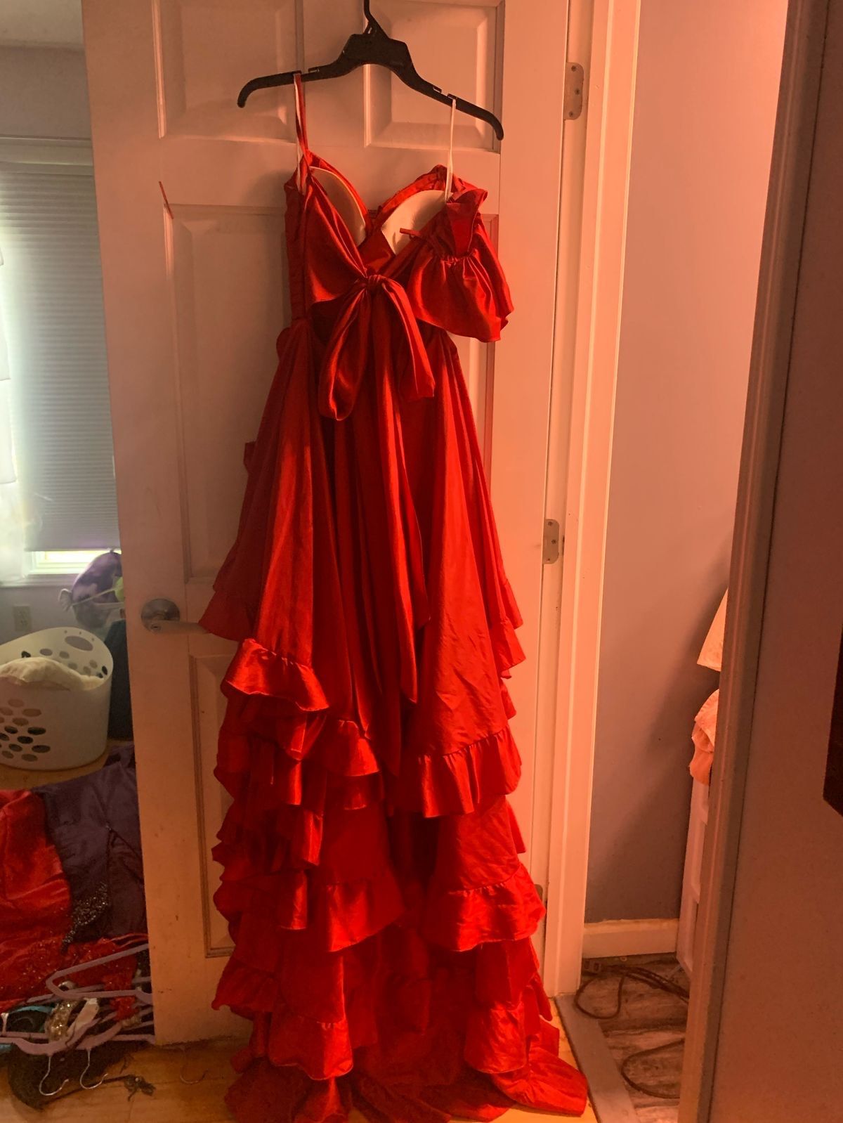 Sherri Hill Size 2 Prom One Shoulder Red Ball Gown on Queenly