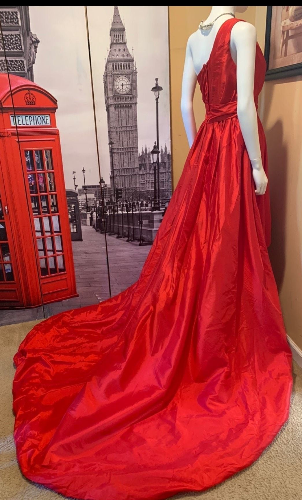 JJ's House Size M Prom One Shoulder Red Ball Gown on Queenly