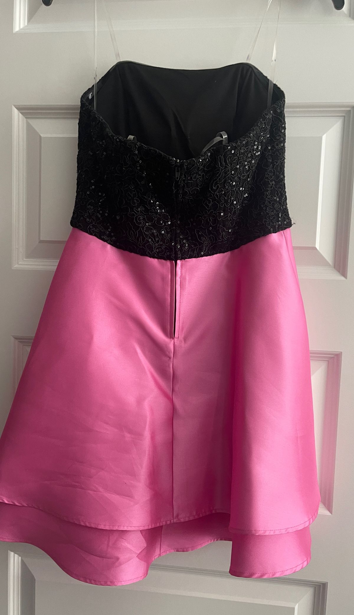 Xtraordinary Size 6 Prom Strapless Pink Cocktail Dress on Queenly