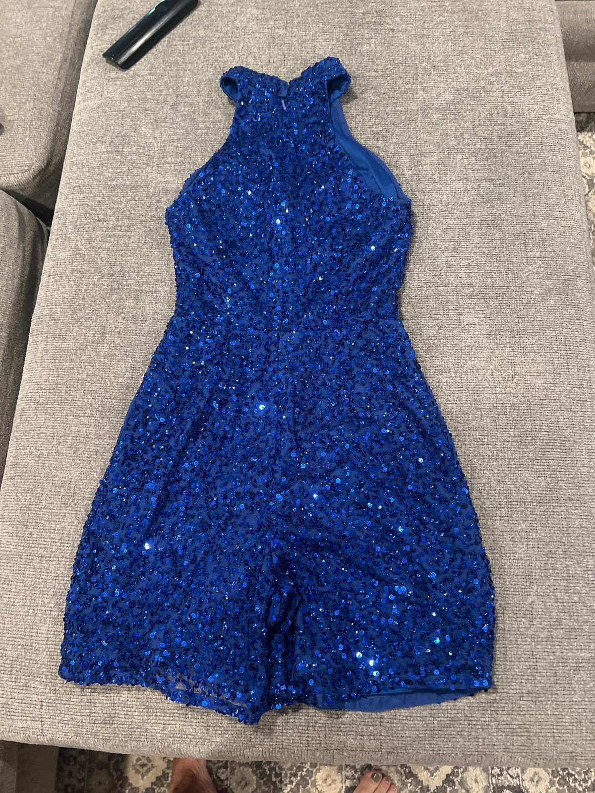 Ashley Lauren Size 0 Halter Blue Cocktail Dress on Queenly