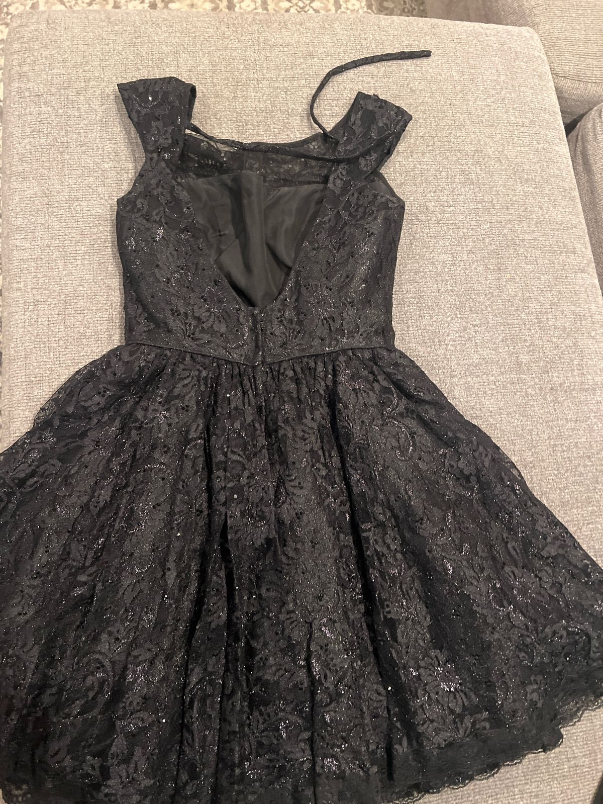 Sherri Hill Size 2 Prom High Neck Black Cocktail Dress on Queenly