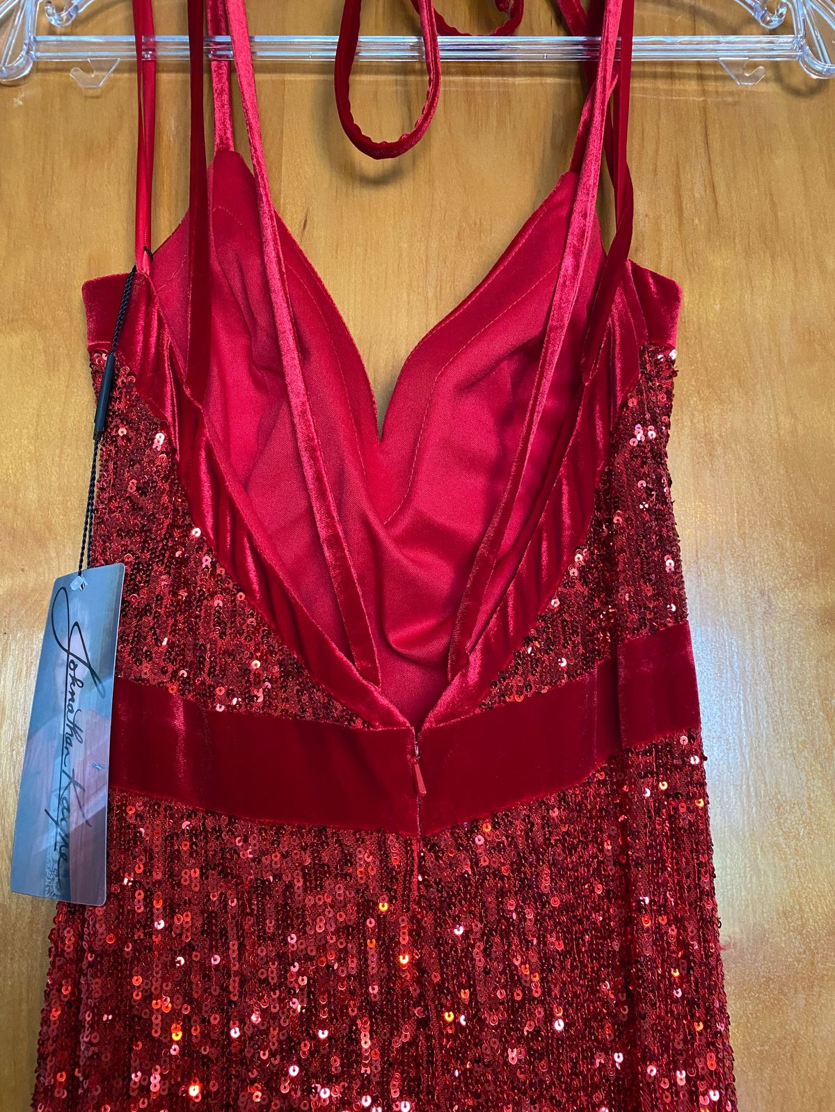 Style 2424 Johnathan Kayne Size 6 Prom Plunge Red A-line Dress on Queenly