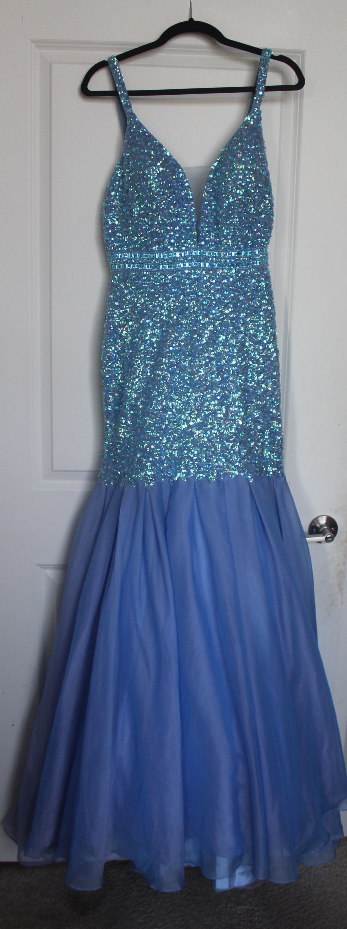 Queenly | Buy and sell prom, pageant, and formal dresses