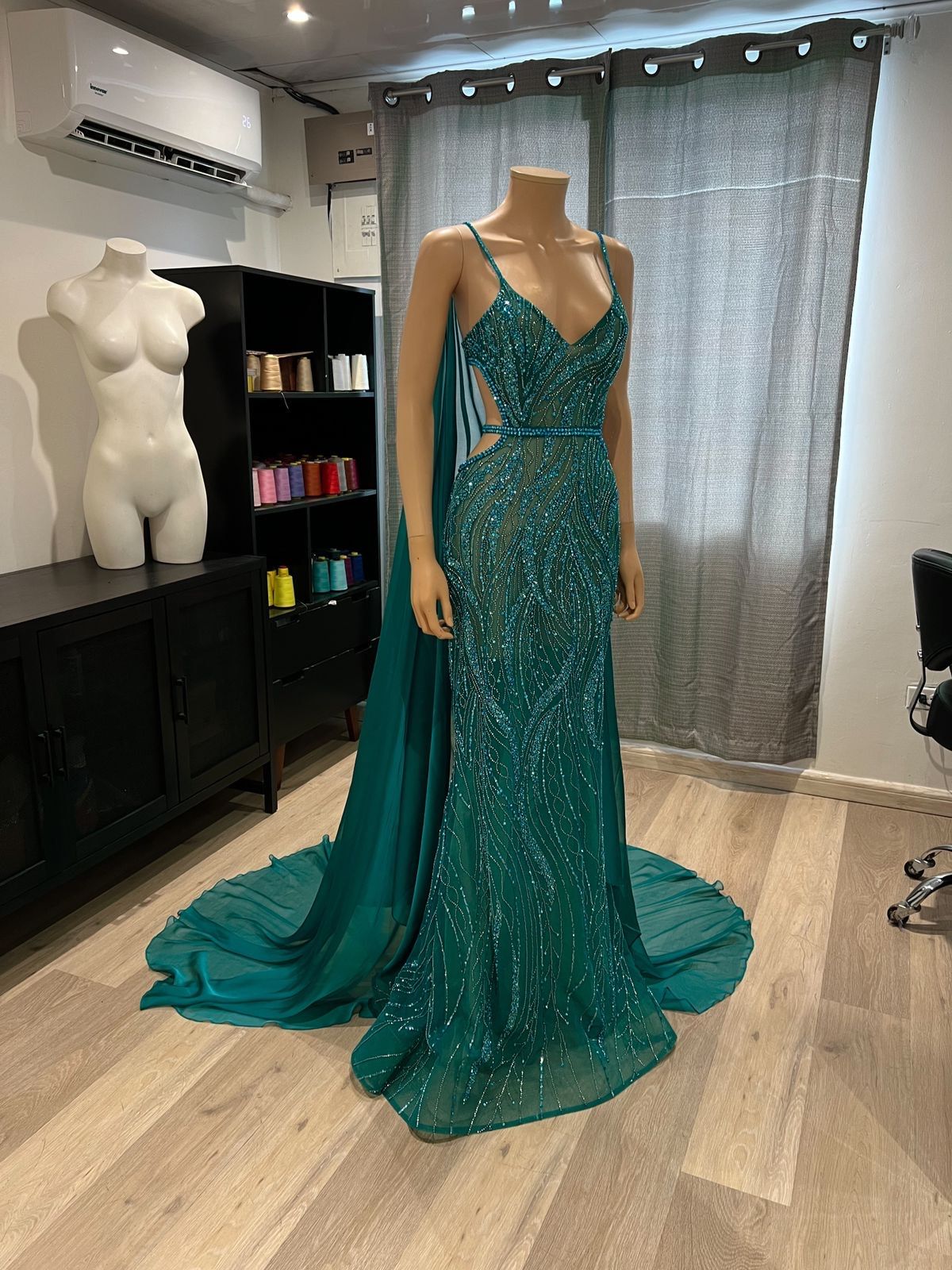 Queenly | Buy and sell prom, pageant, and formal dresses