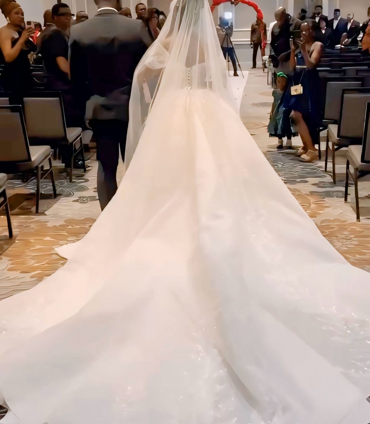 Size 2 Wedding Off The Shoulder White Ball Gown on Queenly