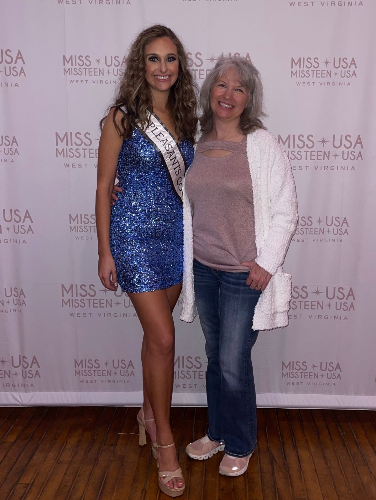 Sherri Hill Size 4 Homecoming Plunge Blue Cocktail Dress on Queenly