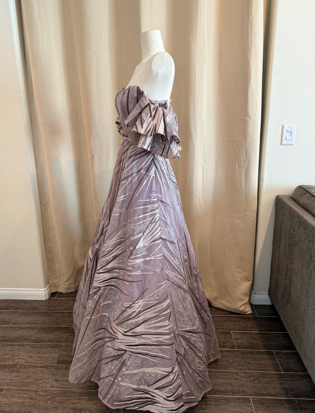 Size 6 Prom Off The Shoulder Nude Ball Gown on Queenly