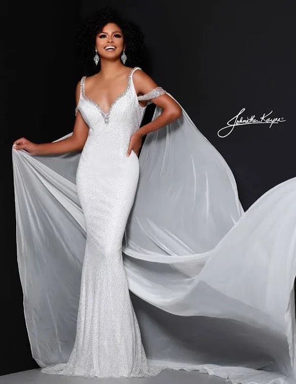 Johnathan Kayne Size 8 Prom Plunge White Floor Length Maxi on Queenly