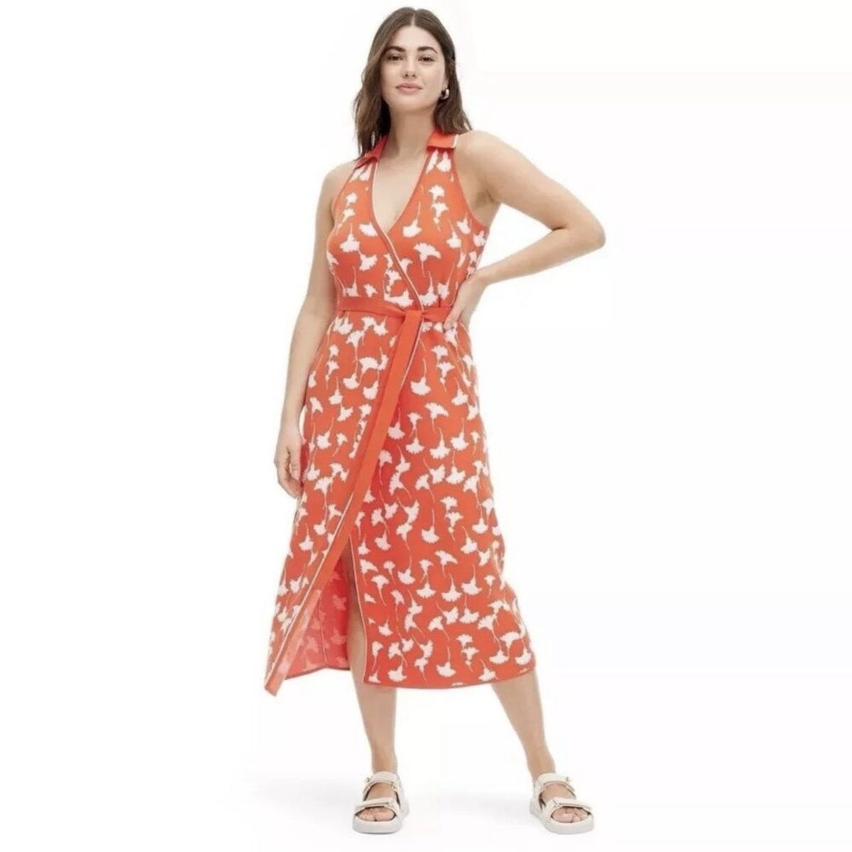 Diane Von Furstenberg Size 2X Plunge Orange Cocktail Dress on Queenly