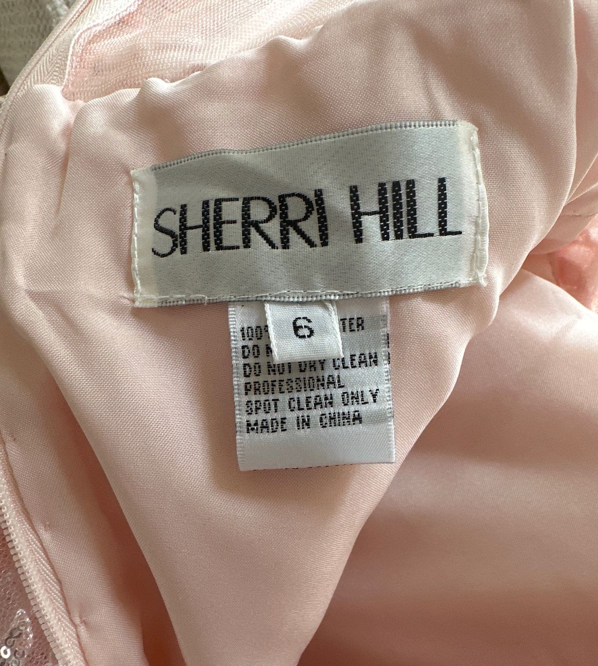 Sherri Hill Size 6 Prom Plunge Pink Cocktail Dress on Queenly