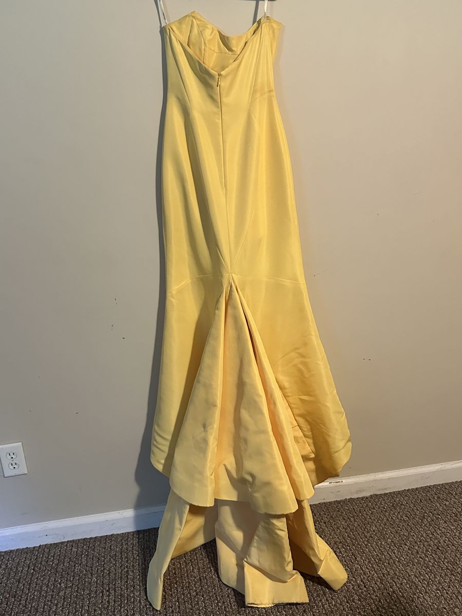 sherri Hill Size 4 Yellow Dress With Train on Queenly