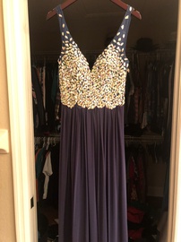 Jovani Blue Size 6 Straight Dress on Queenly