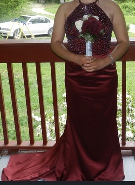 Sherri Hill Red Size 8 Train Dress on Queenly