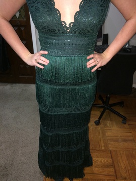 Mac Duggal Green Size 6 Straight Dress on Queenly