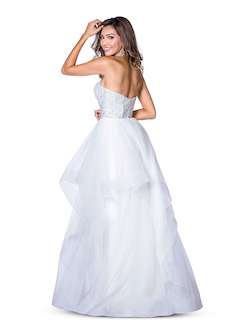 Vienna White Size 2 Sweetheart Backless A-line Dress on Queenly