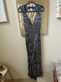 Primavera Silver Size 8 Grey Prom Straight Dress on Queenly
