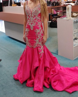 Mac Duggal Pink Size 2 Mermaid Dress on Queenly