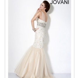Jovani Nude Size 8 Tulle Sweetheart Pattern Mermaid Dress on Queenly