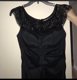 Xscape Black Size 4 Cap Sleeve Mermaid Dress on Queenly
