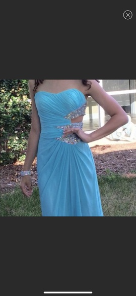 Faviana Blue Size 0 Prom Cut Out $300 Ball gown on Queenly