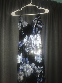 B. Darlin Black Size 2 Short Height Floral Cocktail Dress on Queenly
