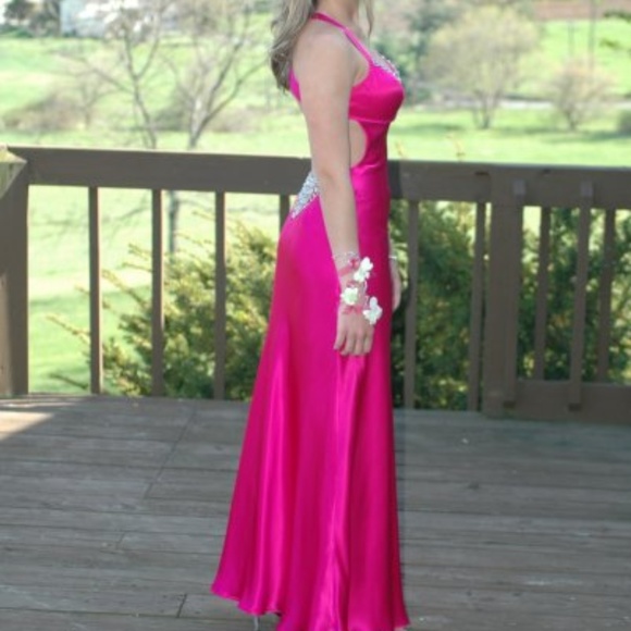 Jovani Pink Size 2 Backless Straight Dress on Queenly