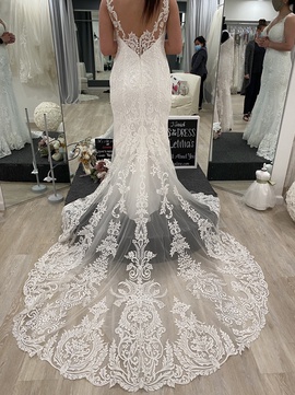 Casablanca White Size 6 Wedding Floor Length Flare Train Dress on Queenly