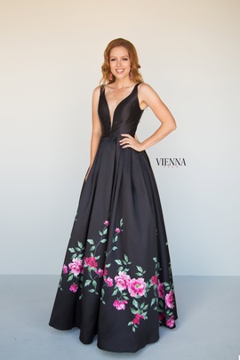 Style 7810 Vienna Black Size 8 Backless Tall Height A-line Dress on Queenly