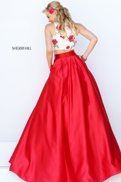 Sherri Hill Red Size 2 Two Piece Prom Floral Ball gown on Queenly