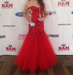 Sherri Hill Red Size 6 Pageant Strapless Mermaid Dress on Queenly