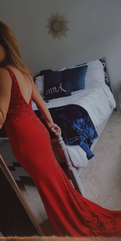 Jovani Red Size 4 Prom Straight Dress on Queenly