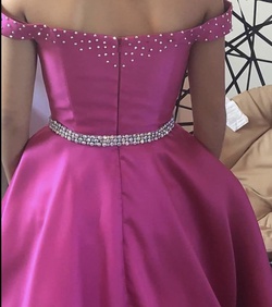 Jovani Pink Size 2 Pageant Ball gown on Queenly