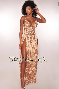 Gold Size 18 Side slit Dress on Queenly