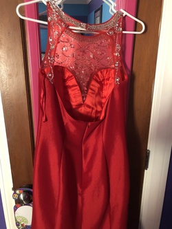Mac Duggal Red Size 8 Mermaid Dress on Queenly