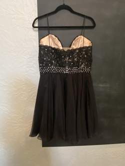 Sherri Hill Black Size 14 Sorority Formal Cocktail Dress on Queenly