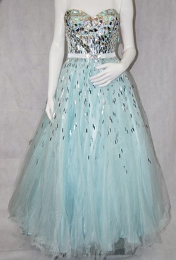 Tony Bowls Light Blue Size 10 Ball gown on Queenly
