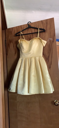 Vnaix Yellow Size 6 Homecoming Pockets Corset Ball gown on Queenly