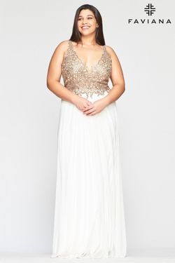 Style 9428 Faviana Gold Size 18 Tall Height Straight Dress on Queenly