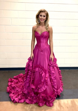 Sherri Hill Pink Size 4 Strapless Prom Ball gown on Queenly