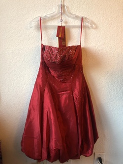 May Queen Red Size 6 Midi Homecoming Cocktail Dress on Queenly