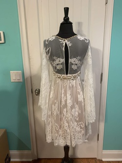 Sherri Hill White Size 2 Graduation Lace Cocktail Dress on Queenly