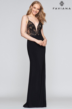 Style S10219 Faviana Black Size 4 Train Tall Height Lace Fitted Straight Dress on Queenly