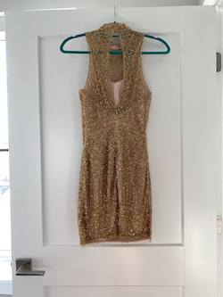 Gold Size 00 Cocktail Dress on Queenly