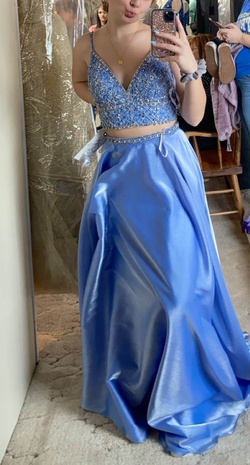 Ellie Wilde Blue Size 2 Ball gown on Queenly