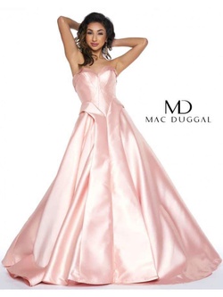 Mac Duggal Pink Size 0 Pageant Train Ball gown on Queenly