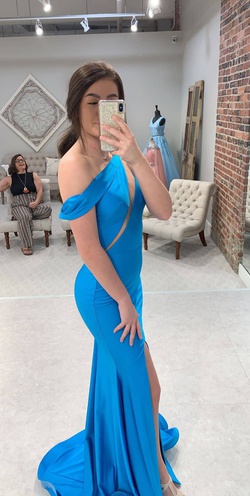 Jessica Angel Blue Size 2 Tall Height One Shoulder Prom Side slit Dress on Queenly