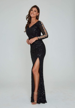 Style 365 Aleta Black Size 14 Tall Height Prom Side slit Dress on Queenly