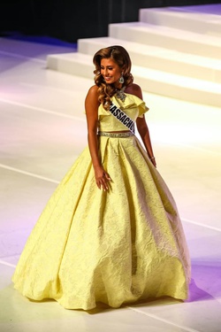 Mac Duggal Yellow Size 4 Pageant Tall Height Ball gown on Queenly