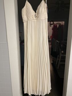 White Size 10 A-line Dress on Queenly